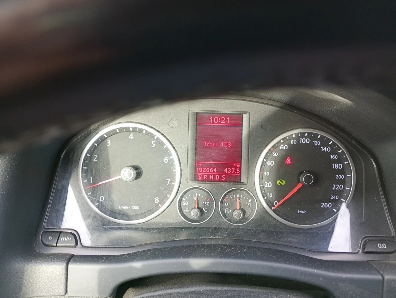 VW Tiguan 2.0 TSI Sport & Style, снимка 6 - Автомобили и джипове - 52548830