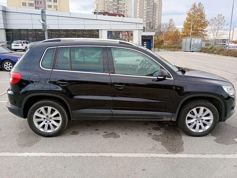 VW Tiguan 2.0 TSI Sport & Style, снимка 3 - Автомобили и джипове - 52548830