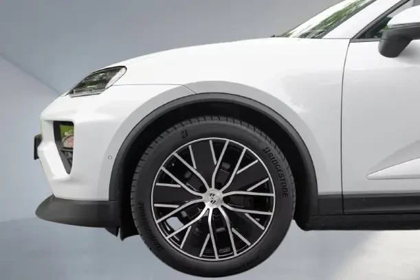 Porsche Macan 4 = Porsche Active Suspension Management = ������� | Mobile.bg � ����������� 5