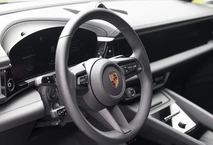 Porsche Macan 4 = Porsche Active Suspension Management = ������� | Mobile.bg � ����������� 9