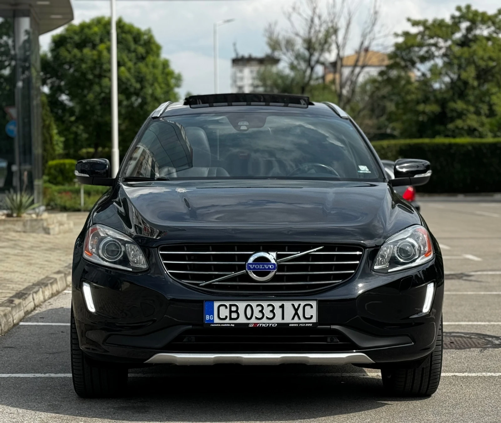 Volvo XC60 T6 AWD 3.0L 6цил 304кс - изображение 2