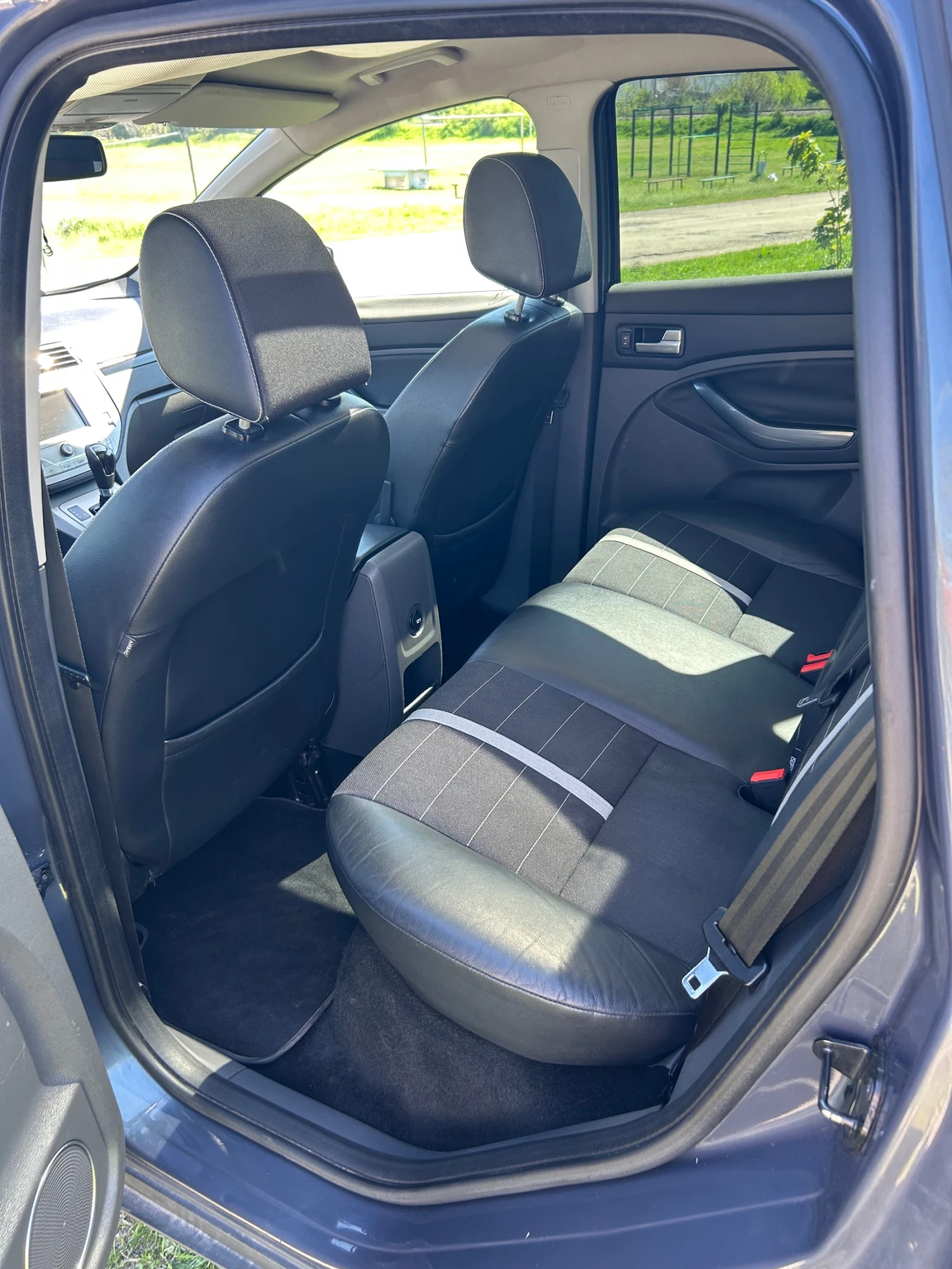 Ford Kuga 2.0 TDCI 4x4 - изображение 8