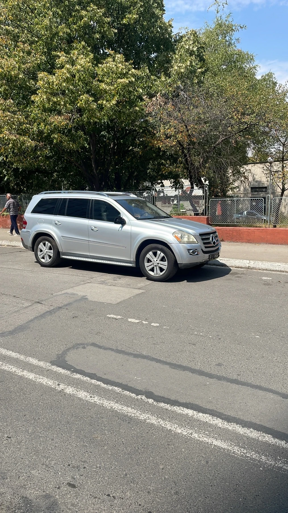 Mercedes-Benz GL 500  - изображение 2