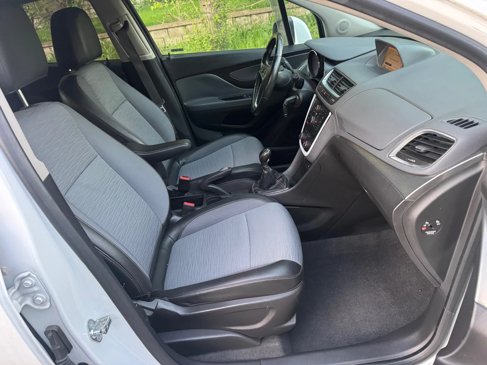 Opel Mokka ФУЛЛ ЕКСТРИ;:!!, снимка 11 - Автомобили и джипове - 54309667