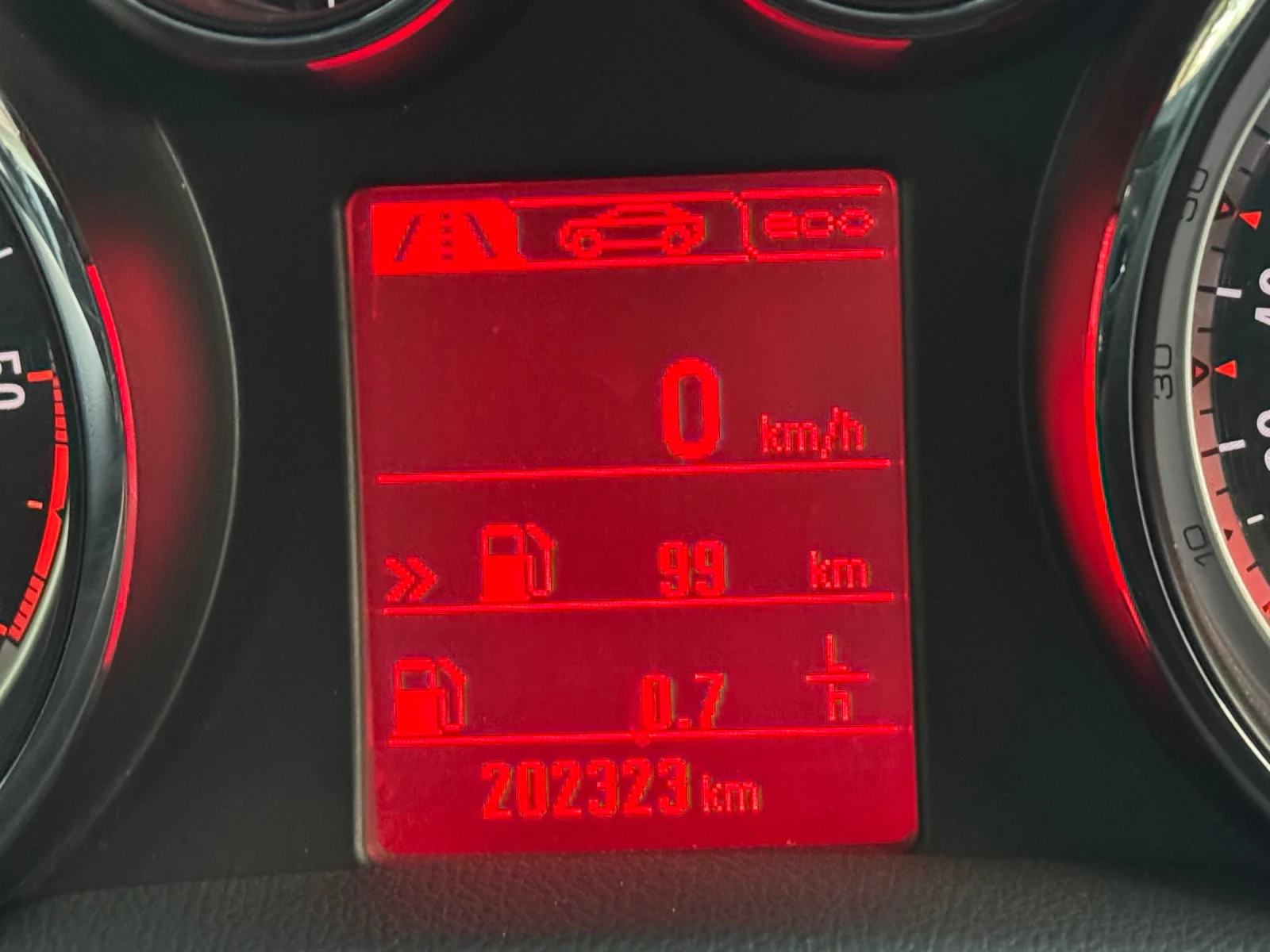 Opel Mokka ФУЛЛ ЕКСТРИ;:!!, снимка 15 - Автомобили и джипове - 54309667