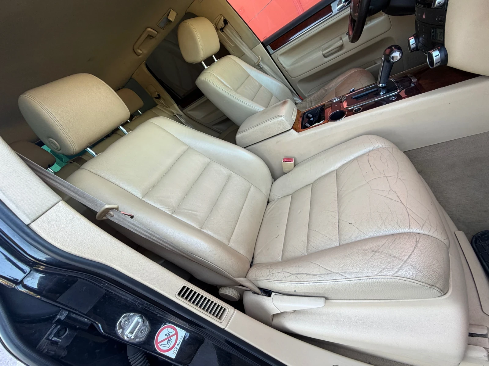 VW Touareg 3.0TDI* НА* ПРУЖИНИ* КОжа, снимка 10 - Автомобили и джипове - 54564755