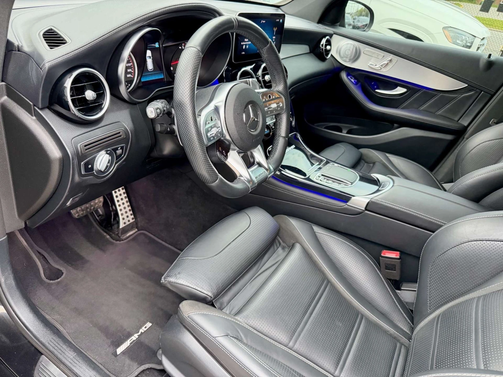 Mercedes-Benz GLC 63 AMG AMG GLC 63 S 4MATIC / ПАНОРАМА / ФЕЙС / ЦЕНА ДО БГ, снимка 9 - Автомобили и джипове - 54900512