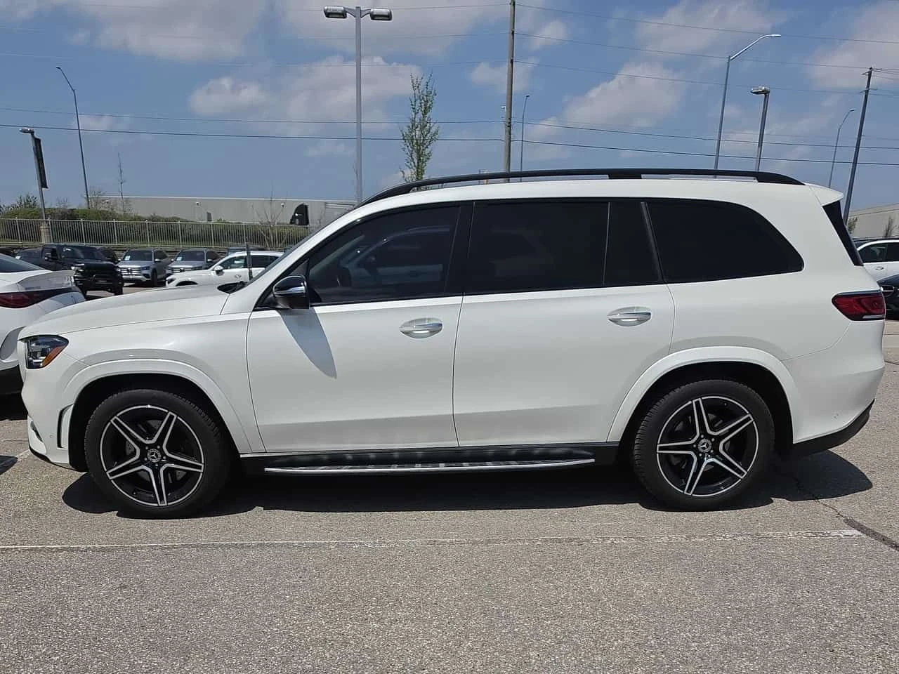 Mercedes-Benz GLS 450 * CARFAX * ОПЦИЯ ЗА ФИНАНСИРАНЕ, снимка 3 - Автомобили и джипове - 54987269