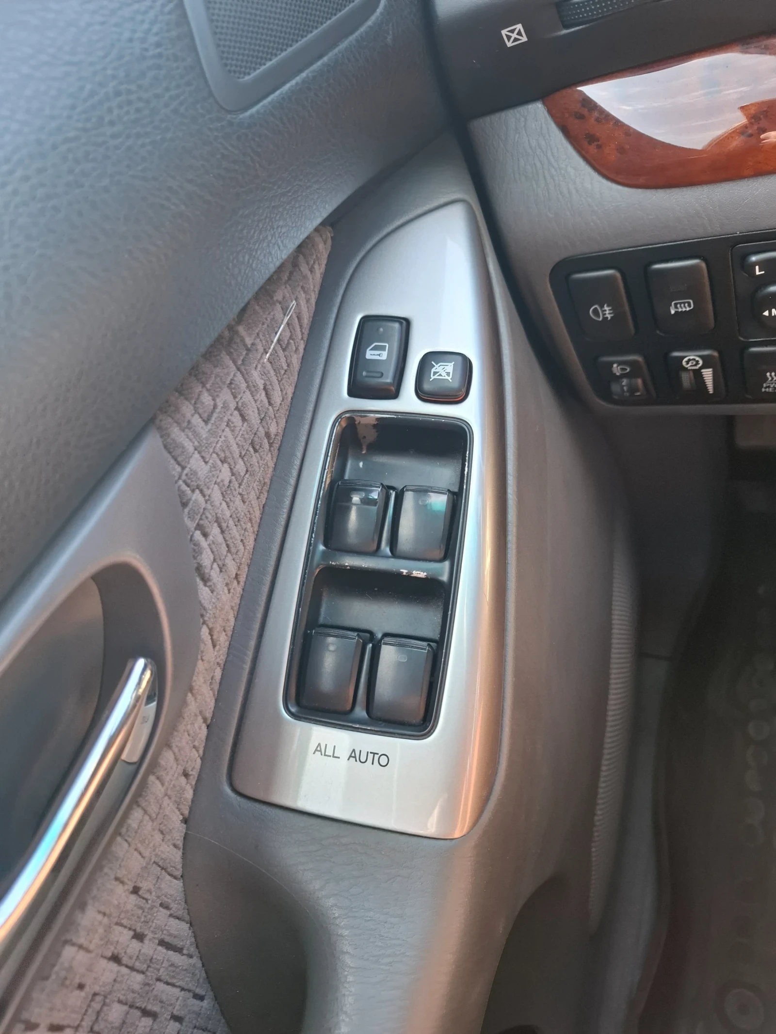 Toyota Land cruiser, снимка 17 - Автомобили и джипове - 55060929