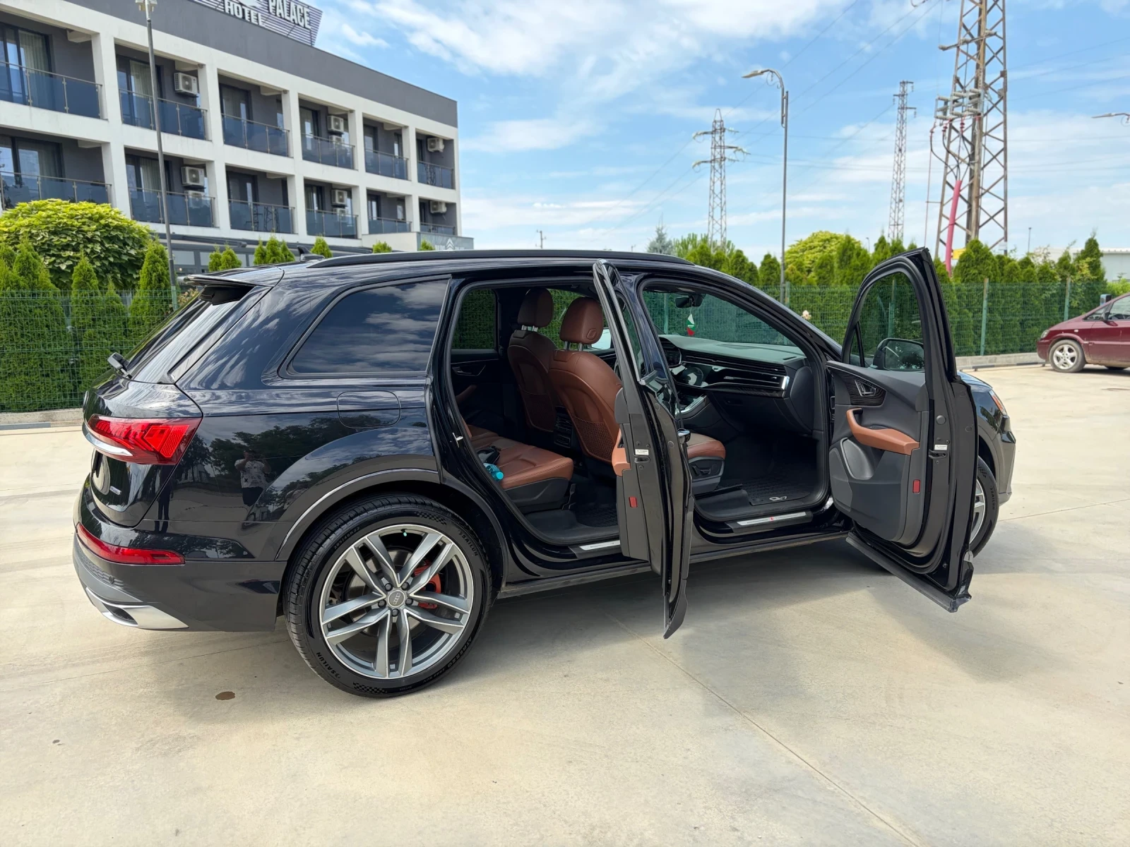 Audi Q7 S Line , снимка 3 - Автомобили и джипове - 55431649