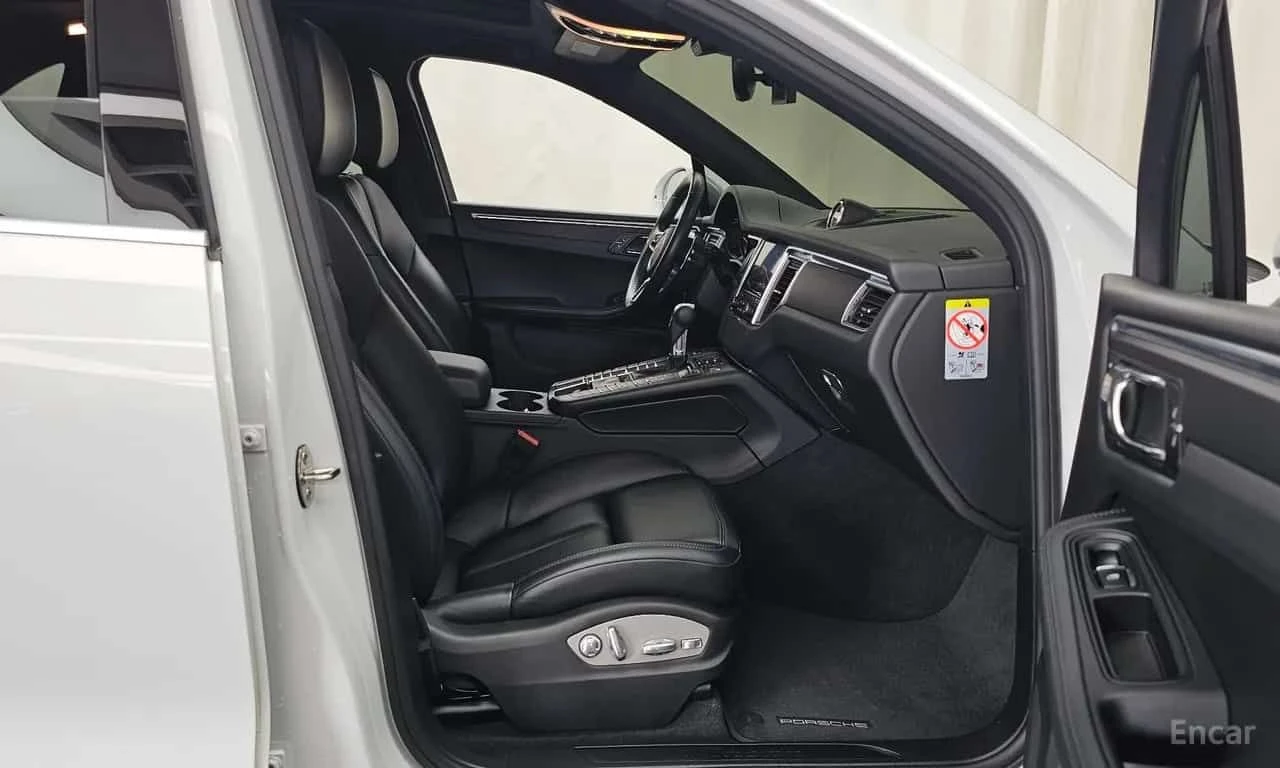 Porsche Macan * 2.0 * ЦЕНА ДО БГ, снимка 5 - Автомобили и джипове - 55606468