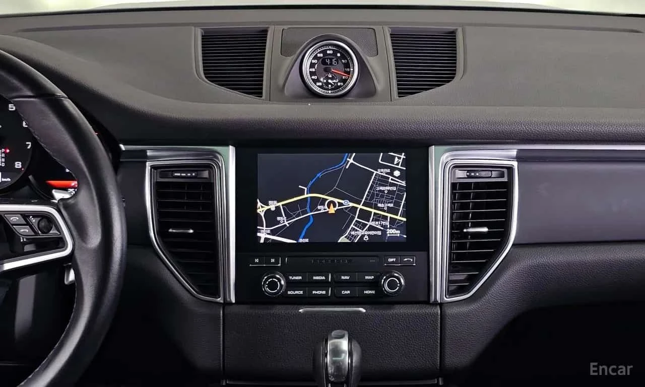 Porsche Macan * 2.0 * ЦЕНА ДО БГ, снимка 10 - Автомобили и джипове - 55606468
