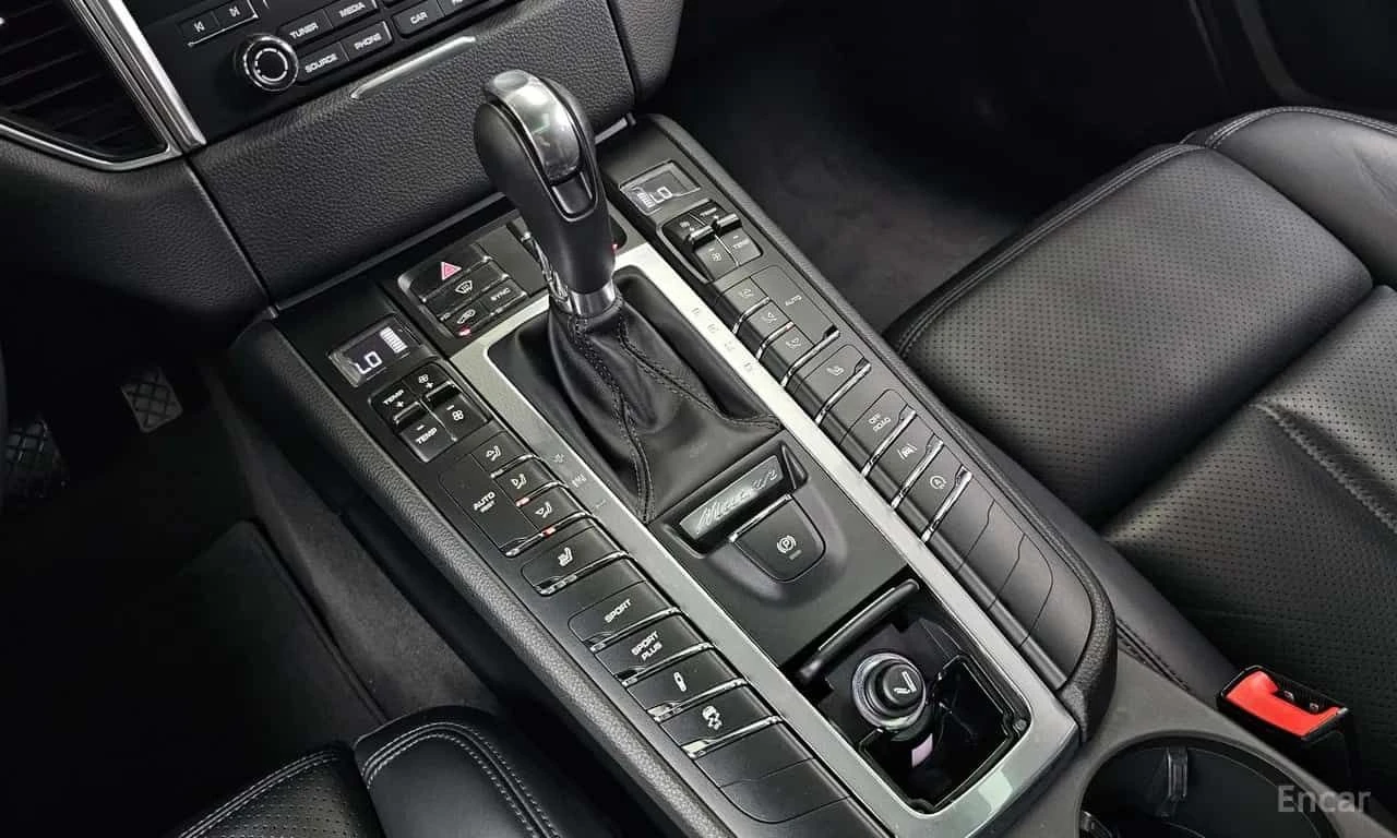 Porsche Macan * 2.0 * ЦЕНА ДО БГ, снимка 12 - Автомобили и джипове - 55606468