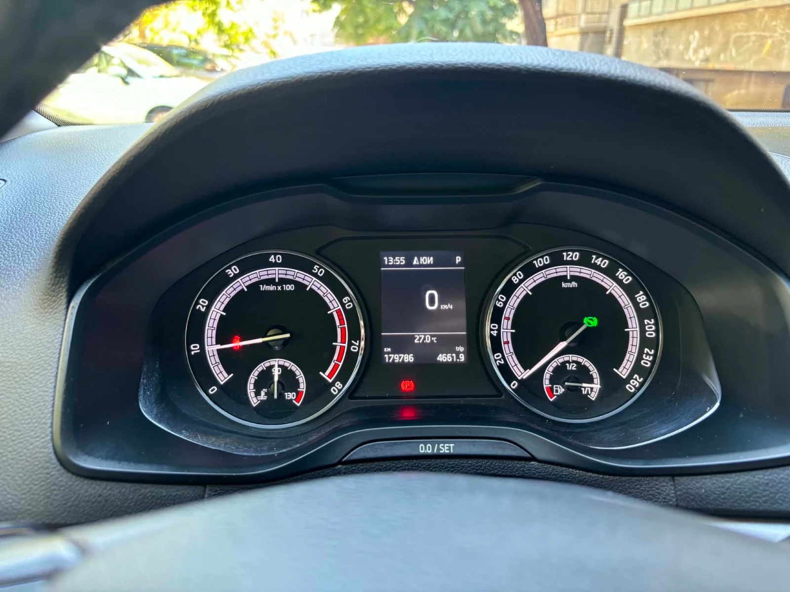 Skoda Karoq 1, 5 TSI 7DSG, снимка 10 - Автомобили и джипове - 55631630