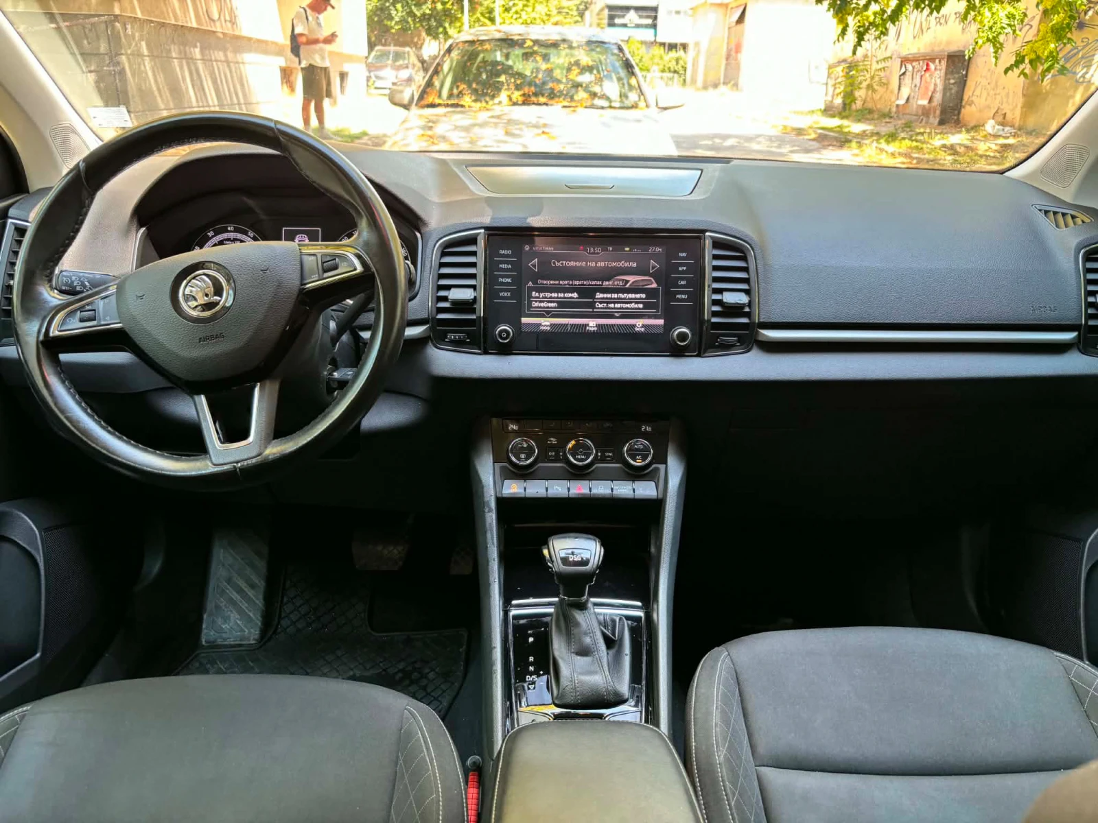 Skoda Karoq 1, 5 TSI 7DSG, снимка 9 - Автомобили и джипове - 55631630