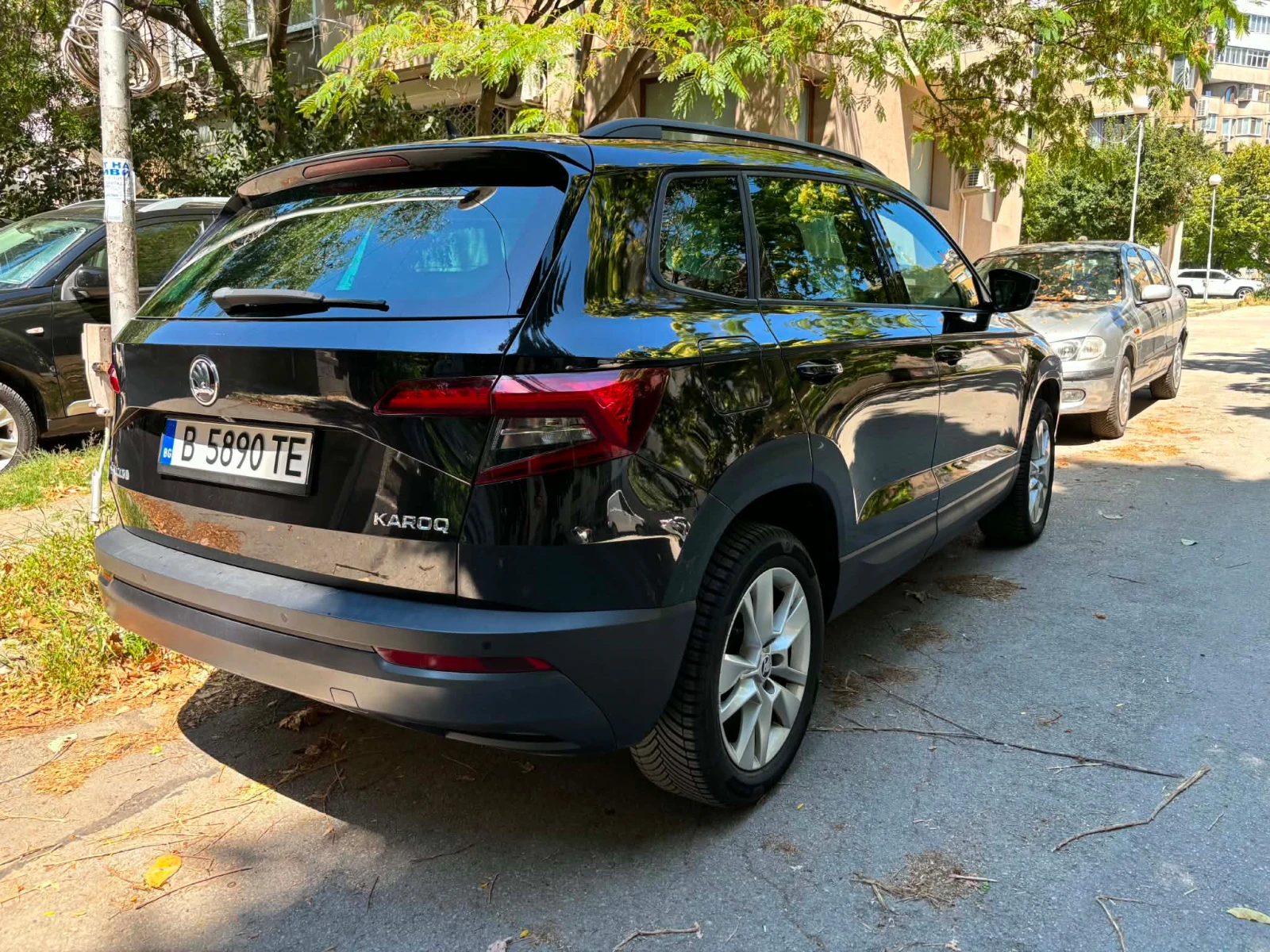 Skoda Karoq 1, 5 TSI 7DSG, снимка 4 - Автомобили и джипове - 55631630