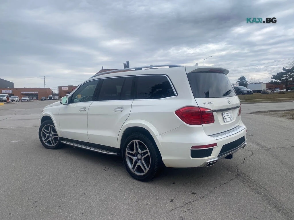 Mercedes-Benz GL 450 AMG* PANO* 360* 7МЕСТА* ПОДГРЕВ* М.ТОЧКА, снимка 4 - Автомобили и джипове - 55742621