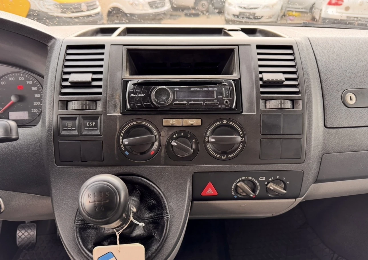 VW Caravelle 1.9 TDI - изображение 8