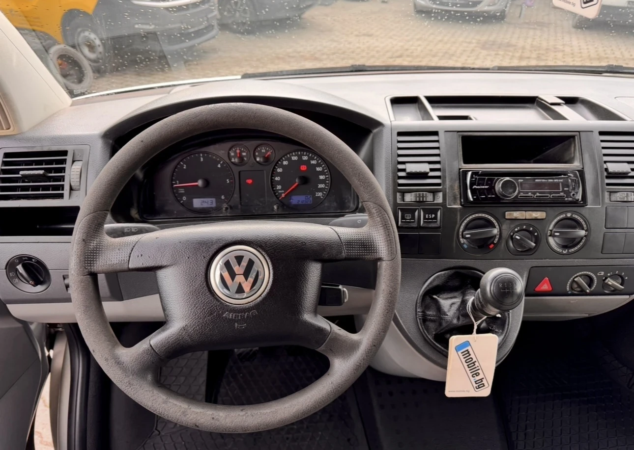 VW Caravelle 1.9 TDI - изображение 6