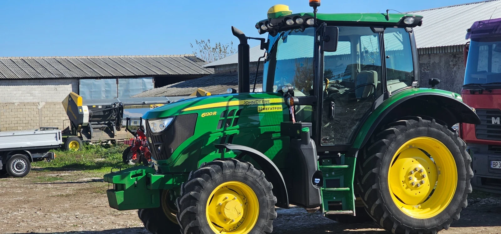 Трактор John Deere 6120R, снимка 7 - Селскостопанска техника - 54544727