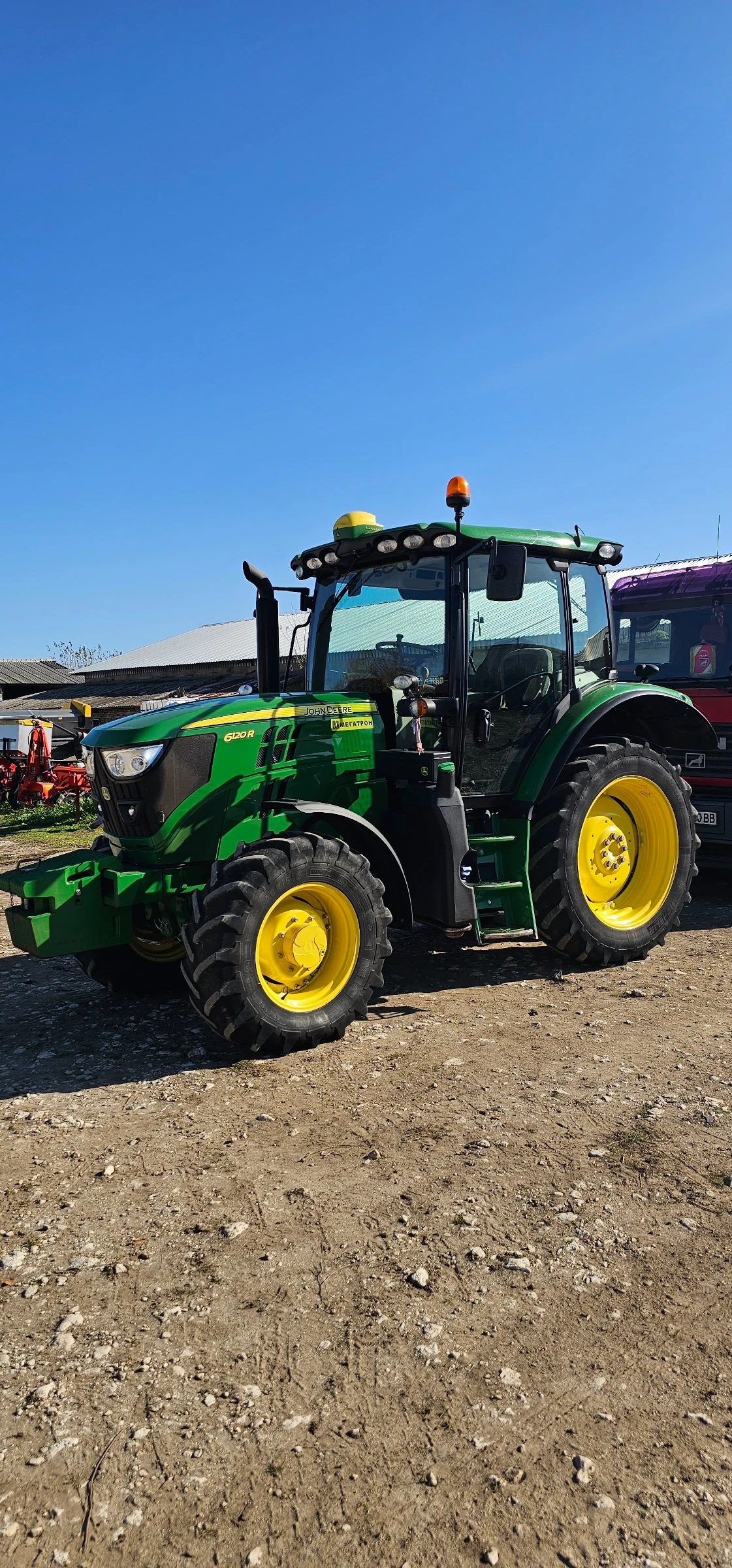 Трактор John Deere 6120R, снимка 3 - Селскостопанска техника - 54544727