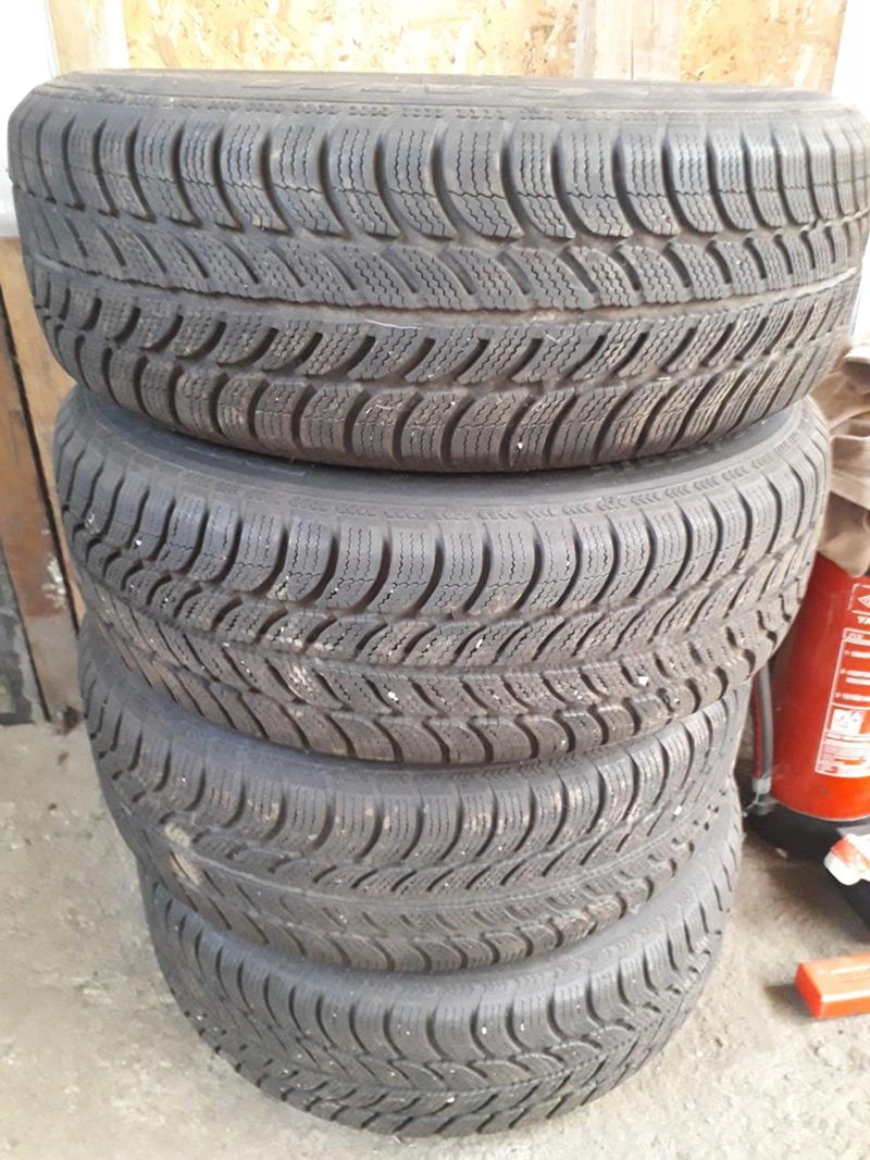 Гуми с джанти Regal 195/65R15, снимка 1 - Гуми и джанти - 46952392