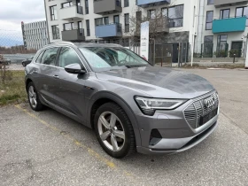 Audi E-Tron 94%SOH/МатриченLED/Пано/Камера/Амбиетно/Кожа, снимка 2