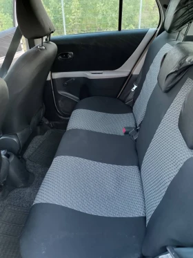 Toyota Yaris 1.3i, 87 к.с., снимка 9