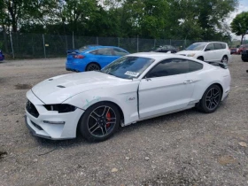 Ford Mustang 5.0L 8 Rear-wheel drive