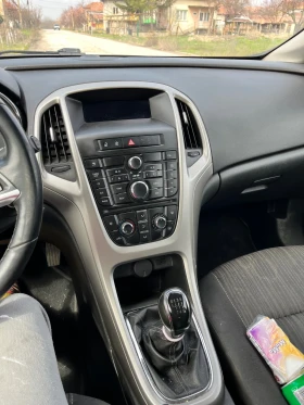 Opel Astra 1.7CDTI 110ps 2011g  - 2650 € / 5182.95 лв. - 51830419 9