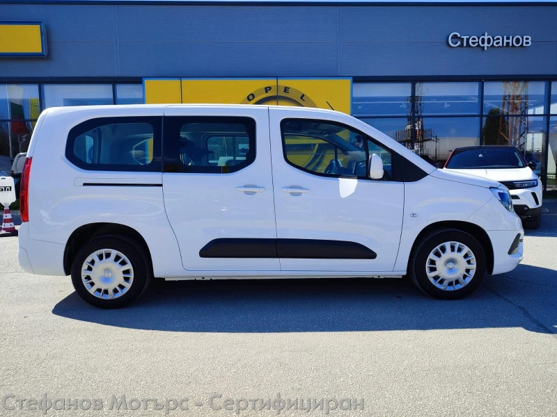 Opel Combo Life XL Edition 1.2 Бензин (110HP) MT6, снимка 5 - Автомобили и джипове - 44843372