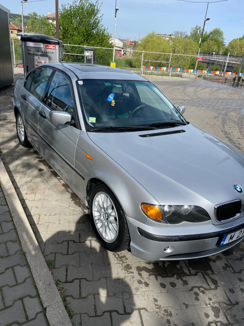 BMW 320, снимка 14 - Автомобили и джипове - 46393173