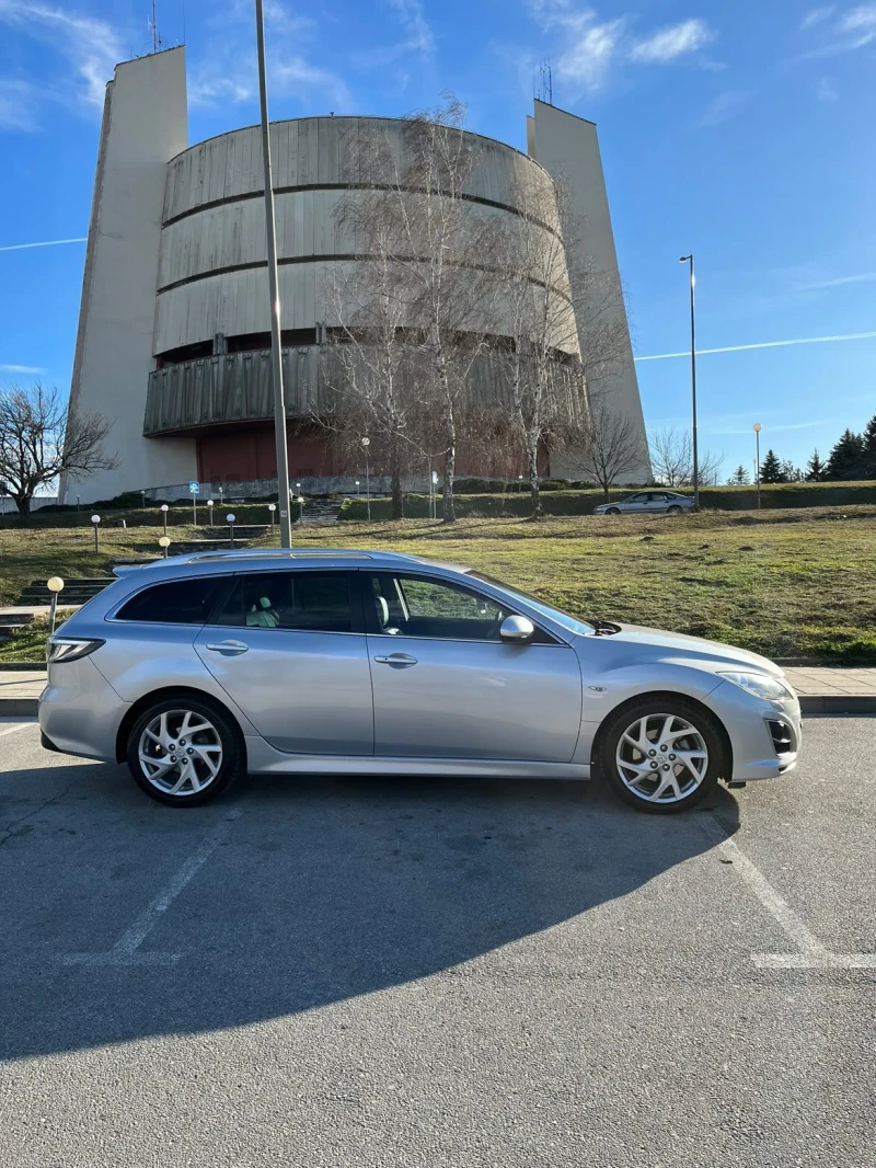 Mazda 6 2.2D , снимка 3 - Автомобили и джипове - 48515934