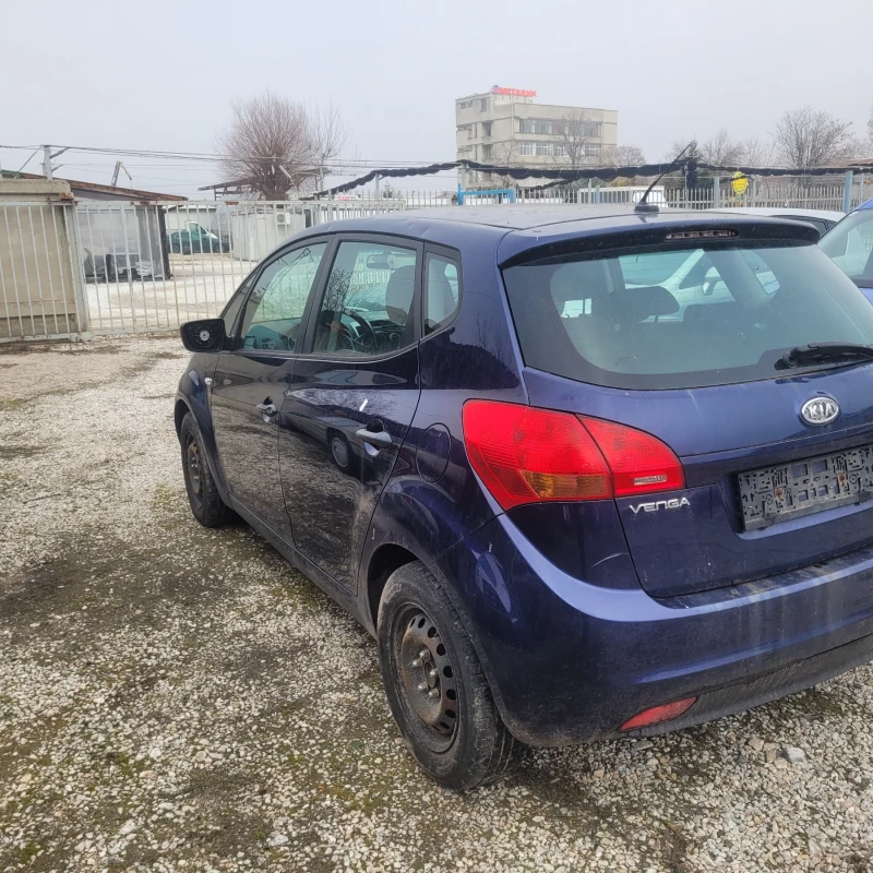 Kia Venga 1.4i/90k.c, снимка 10 - Автомобили и джипове - 48869250