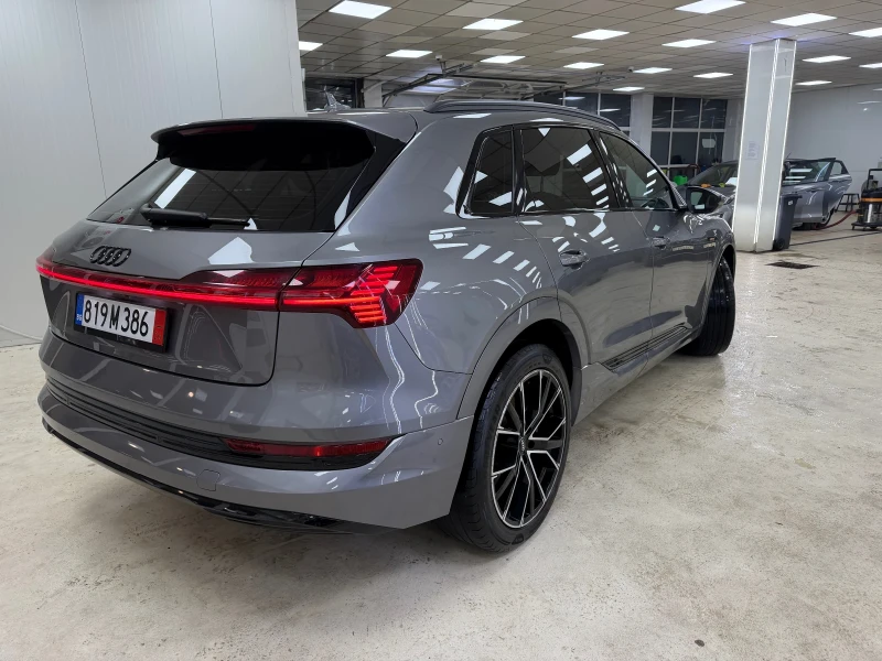 Audi E-Tron 50 SOH 94% Shadоw Line, снимка 4 - Автомобили и джипове - 53092976