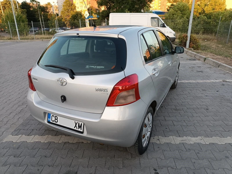 Toyota Yaris 1.3i, 87 к.с., снимка 4 - Автомобили и джипове - 52472875
