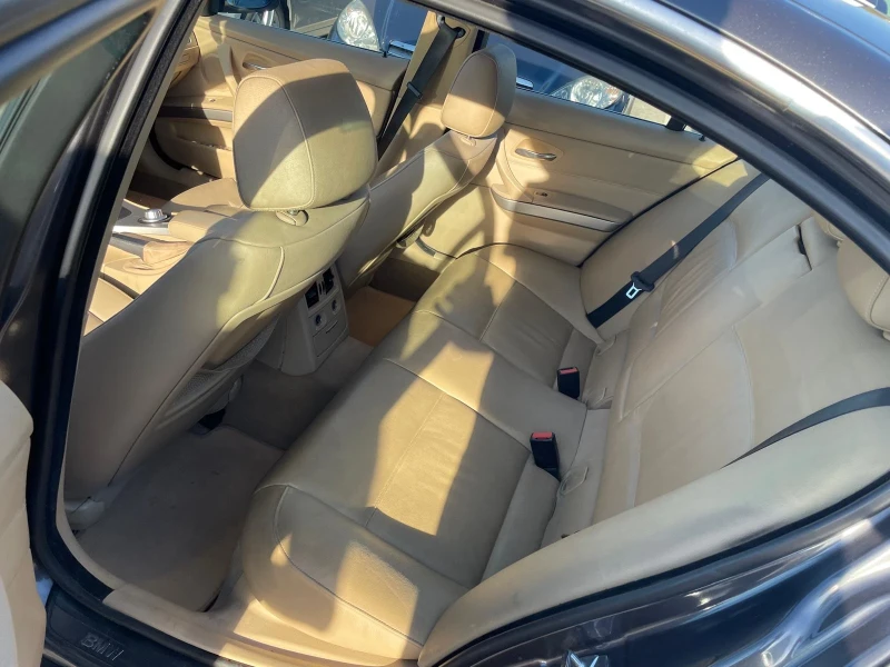 BMW 330 xD Navi, снимка 7 - Автомобили и джипове - 51509294