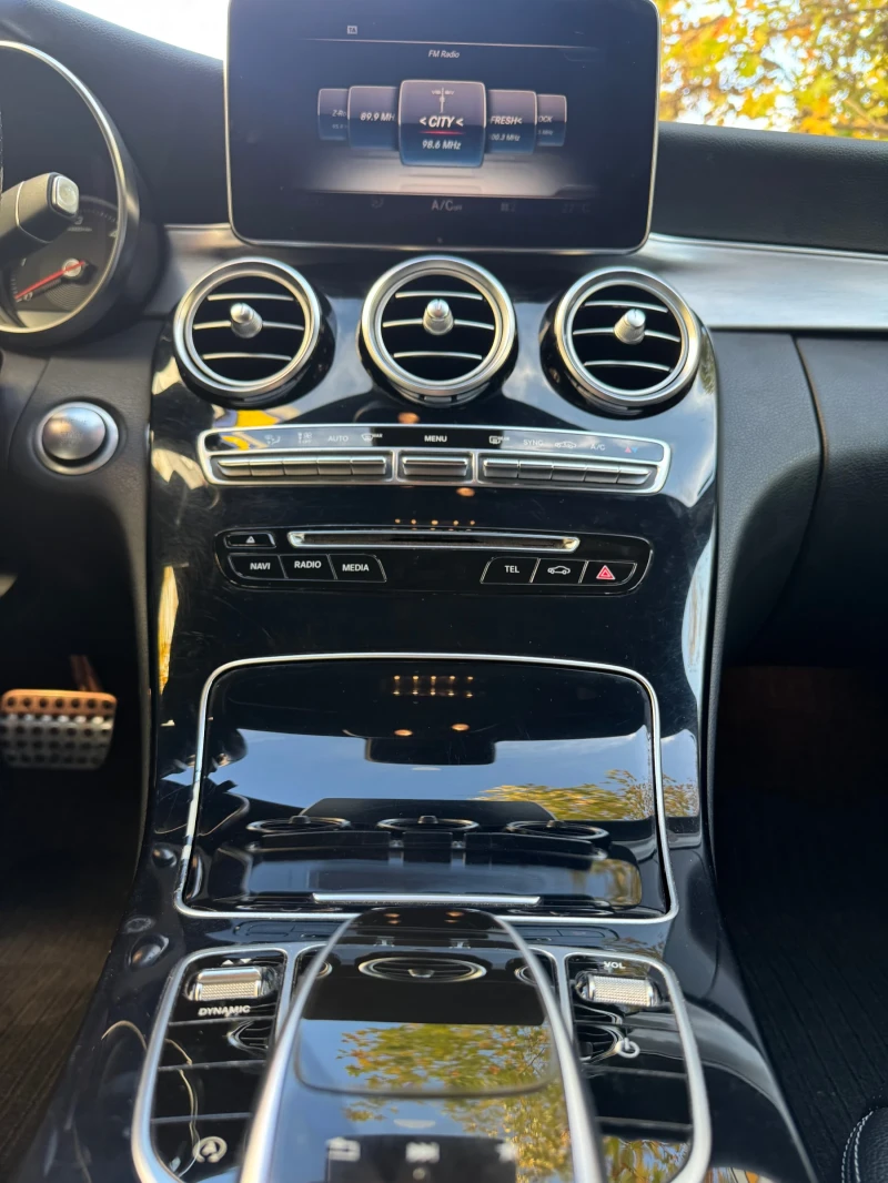 Mercedes-Benz C 220 AMG 4Matic 9G, снимка 6 - Автомобили и джипове - 52656956
