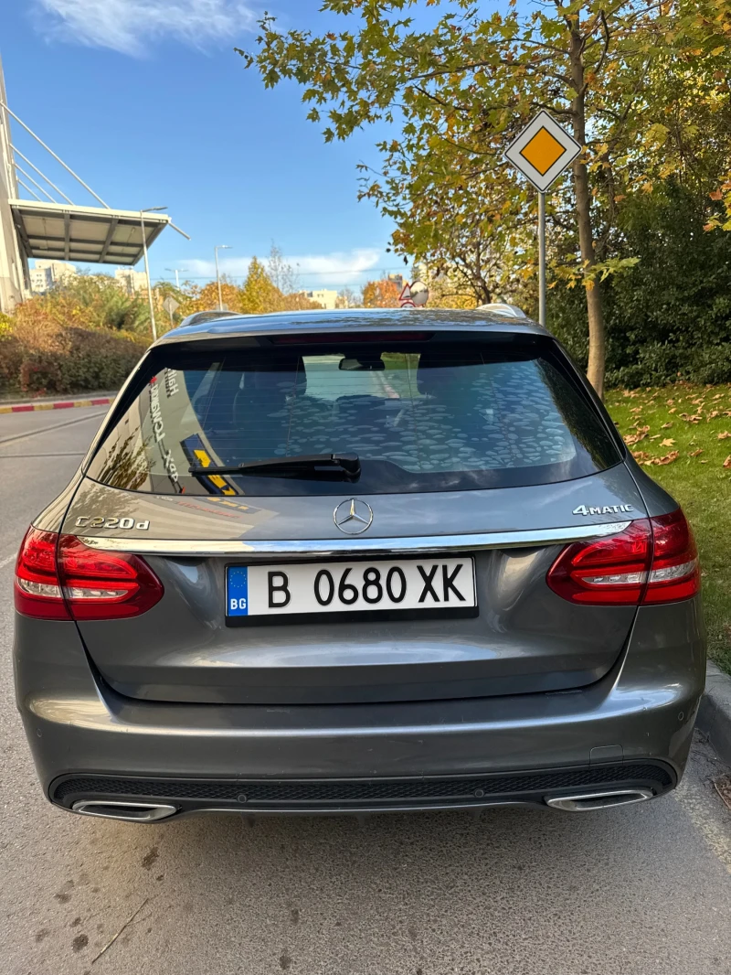 Mercedes-Benz C 220 AMG 4Matic 9G, снимка 9 - Автомобили и джипове - 52656956