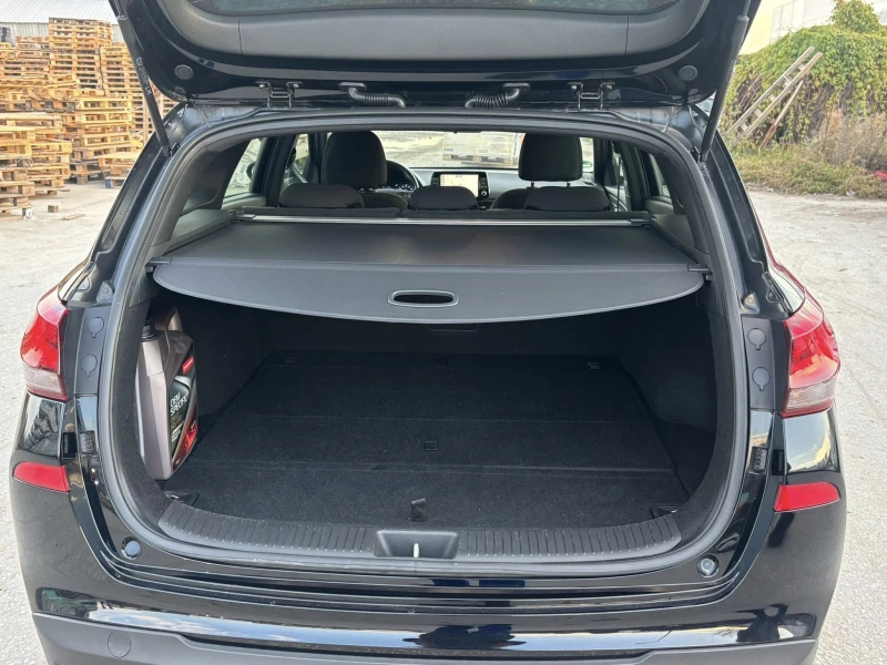 Hyundai I30 1.4 бензин ЕВРО6, снимка 13 - Автомобили и джипове - 52829645