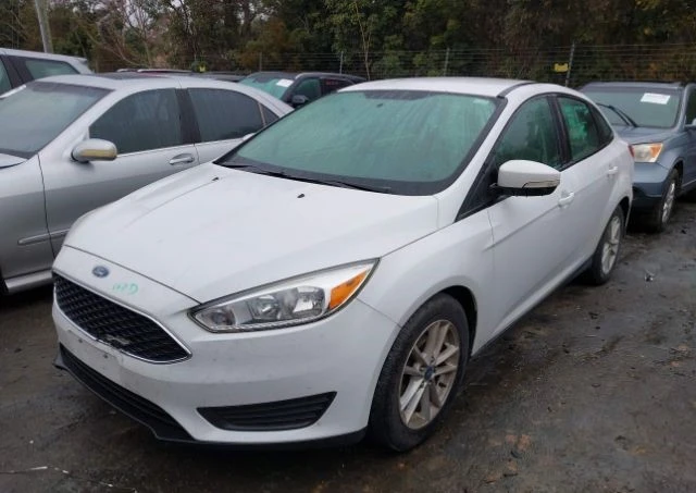 Ford Focus SE, снимка 2 - Автомобили и джипове - 49157398