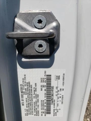 Ford Mustang 5.0L 8 Rear-wheel drive - изображение 4