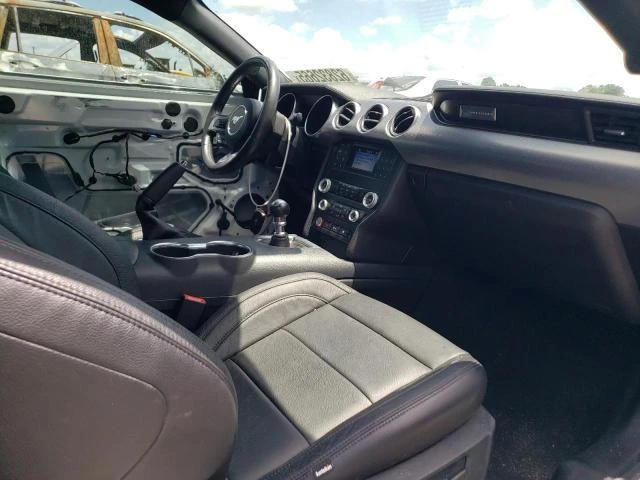 Ford Mustang 5.0L 8 Rear-wheel drive - изображение 10