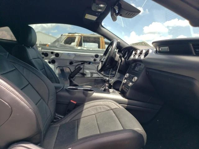 Ford Mustang 5.0L 8 Rear-wheel drive, снимка 12 - Автомобили и джипове - 52642958