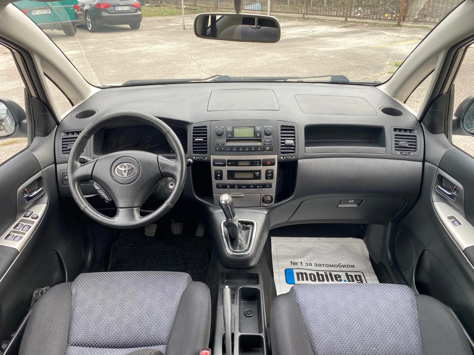 Toyota Corolla verso 2.0 D-4-D - изображение 10