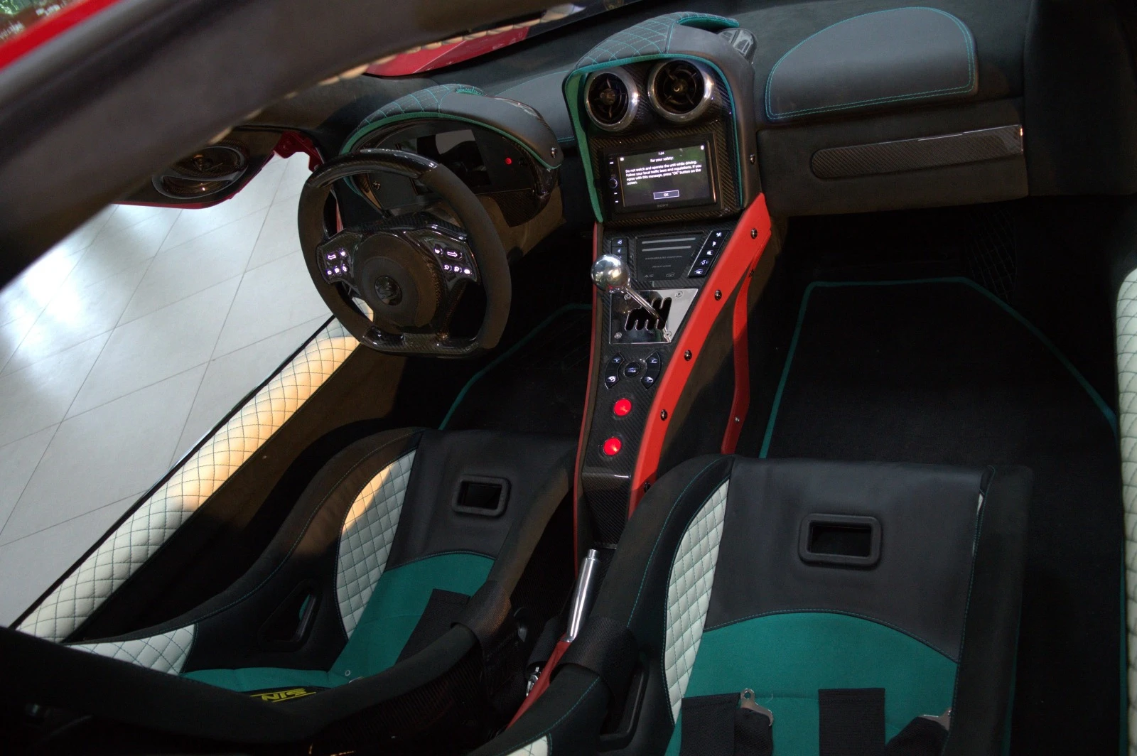 SIN CARS SIN R1 GT | Mobile.bg   11