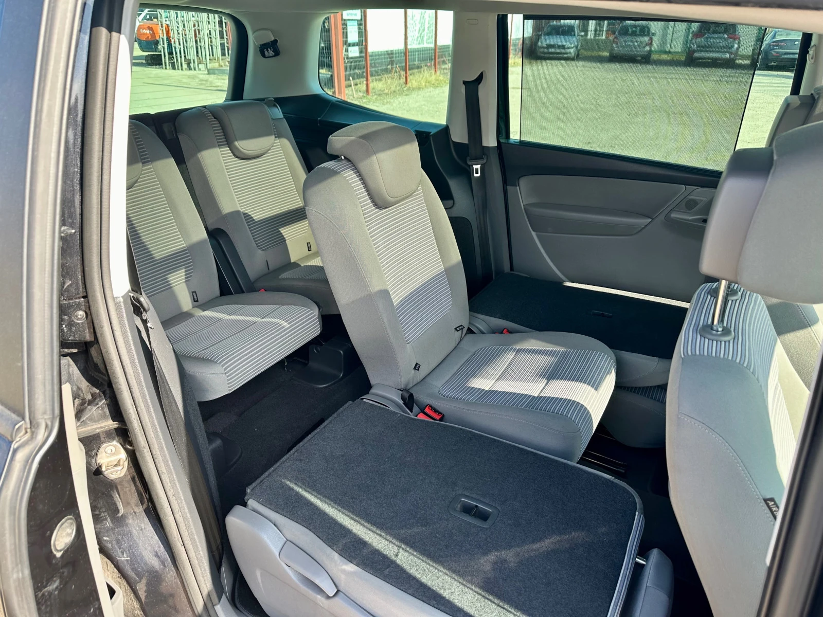 Seat Alhambra 6+ 1, NAVI, PANORAMA, 2.0tdi!!! | Mobile.bg   14