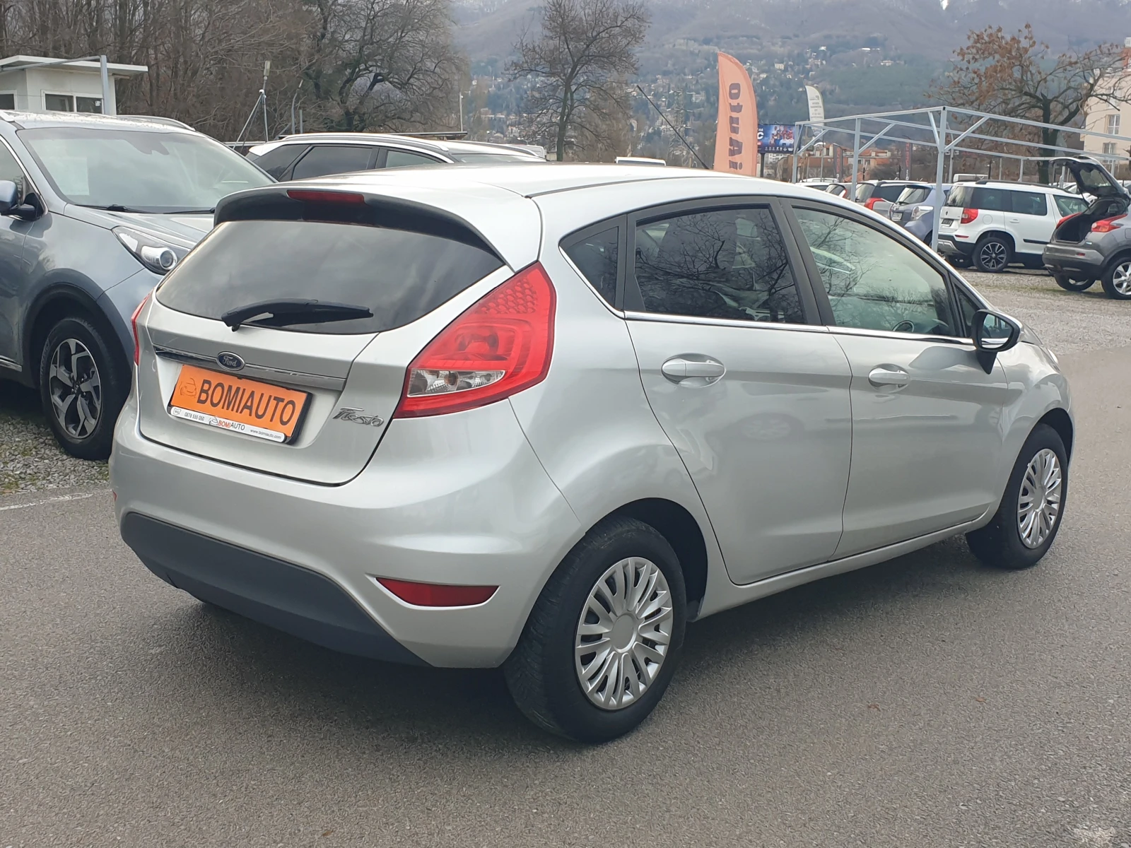 Ford Fiesta 1.2i* Klimatronik* 5 ВРАТИ - изображение 4