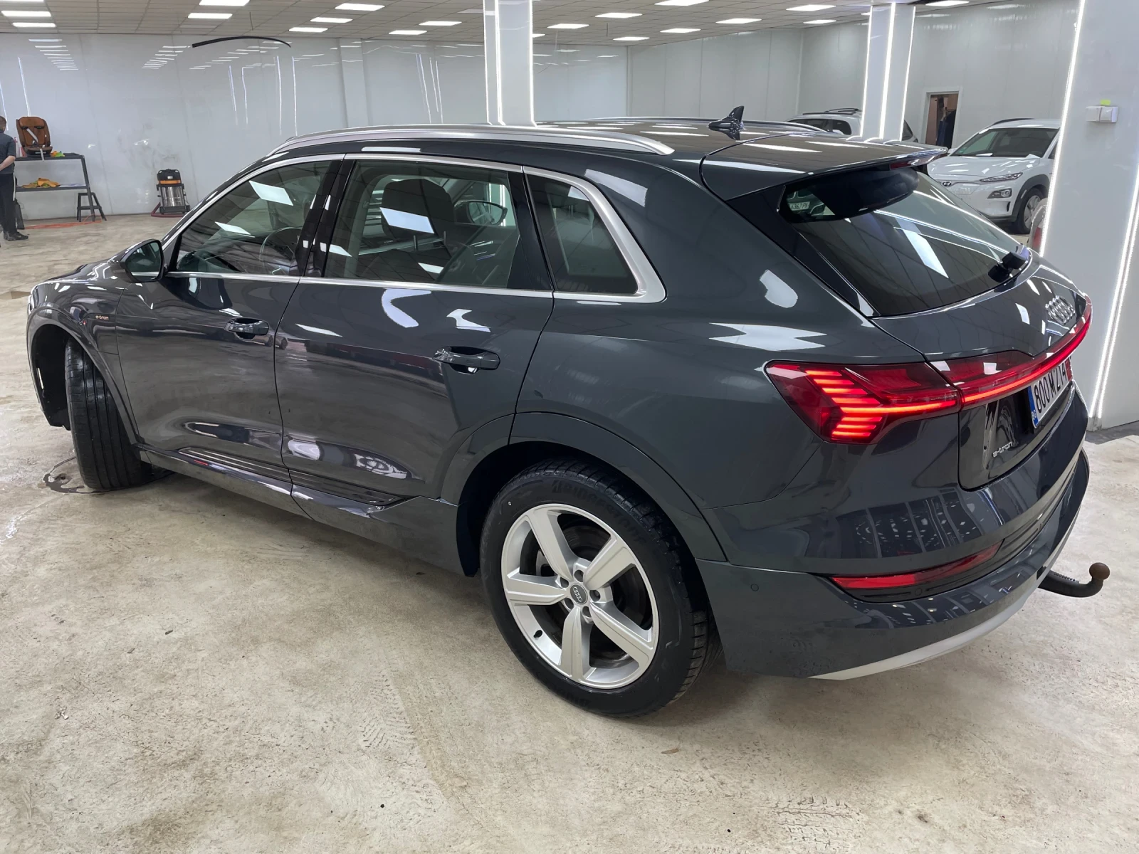 Audi E-Tron S line 50 �������� ������� ���� 91% SOH | Mobile.bg � ����������� 5