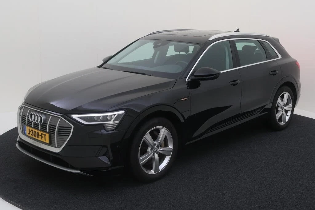 Audi E-Tron 50 Quattro - изображение 10